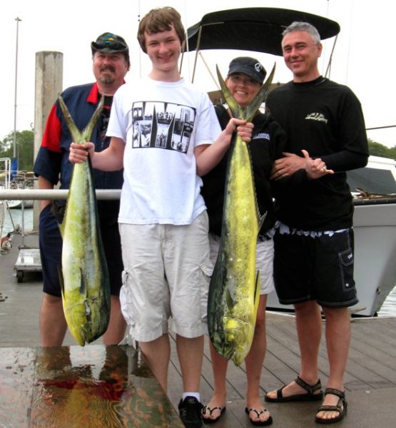 3-17-2010
Todor, Drew, heather and Spencer with their Mahi Mahi fish. 
