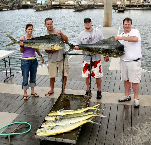 Foxy Lady 4-10-07
Charity, Barry, Charles and Charlie and thier might fine catch. Looks like the larger Mahi Mahi are here!
