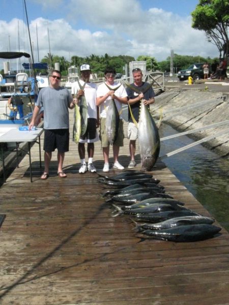 6-23-2011
Add another regulation Ahi to the Foxy Lady's score card.... All right!
