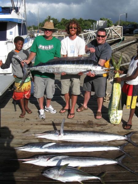 1-10-2012
Blue Marlin, Striped Marlin and Shortbill Marlin all in one day! Amazing!!
