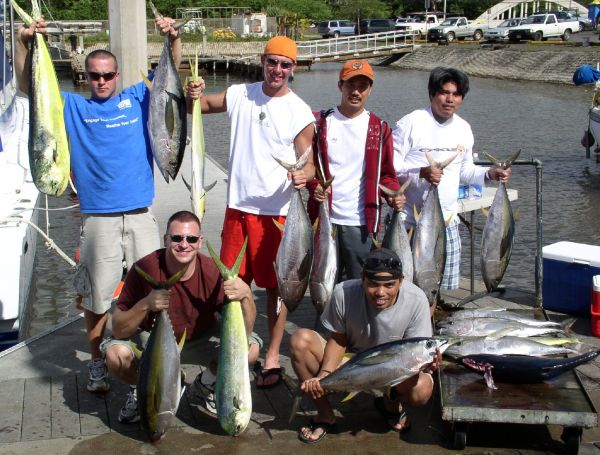 2-9-08
Dennis, Sean, Jarred, Nester, Emmanuel and Ariston had some great Mahi and Ahi action. Dinner is served!
