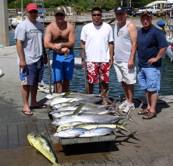 6-19-08
Mike, Allan, Thomas, John and Craig got a few Mahi Mahi along with a cart load of Yellowfin Tuna. All right!
