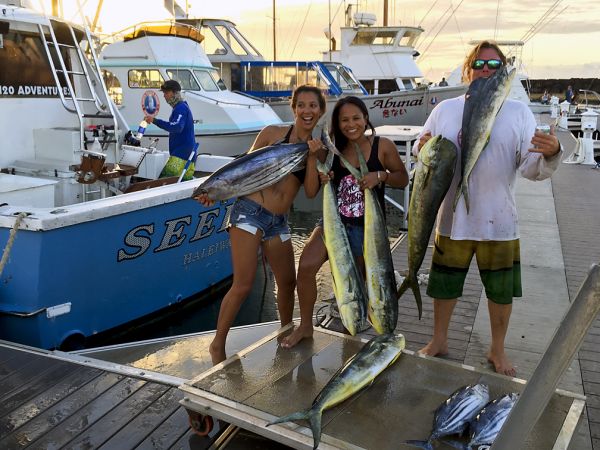 6-26-15
Keywords: Ono Wahoo Tuna Mahi Mahi Sportfishing Charter fishing chupu Hawaii